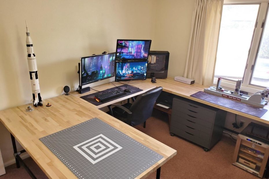 U Shaped Gaming Desk: Bàn Chơi Game Hình U Hoàn Hảo Cho Game Thủ