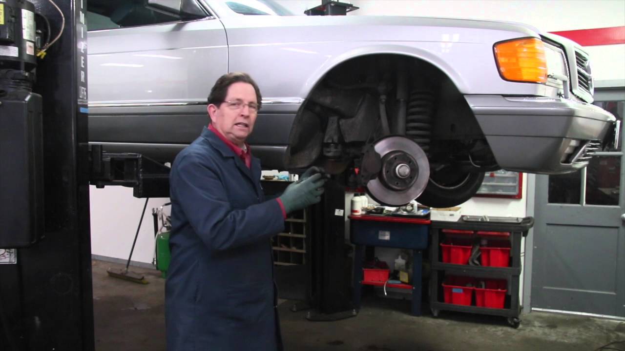 Do Brake Pads Touch Rotors While Driving?