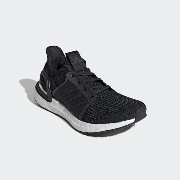 Ultra Boost 19 Black: Bước Đi Hoàn Hảo Cho Bạn