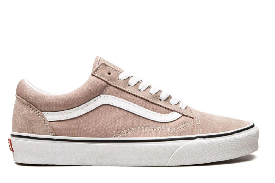 Vans Old Skool Beige: Sự Kết Hợp Hoàn Hảo Cho Phong Cách Cá Nhân