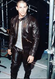Should Guys Wear Leather Jackets? - Quora